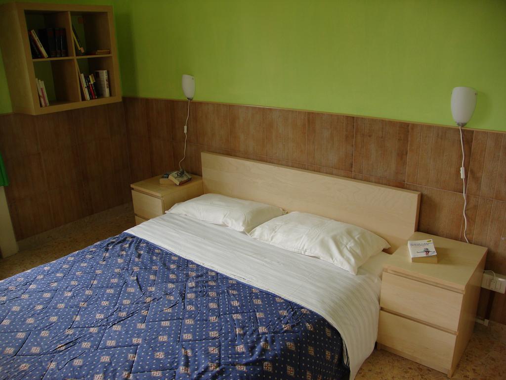 La Maison Des Livres Reggio di Calabria Quarto foto